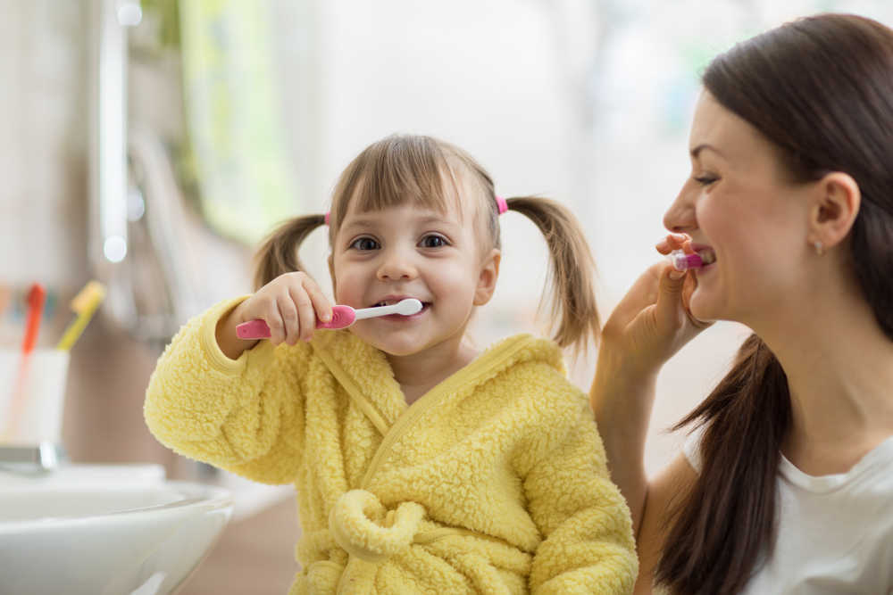 Cómo conseguir que los niños se cepillen los dientes