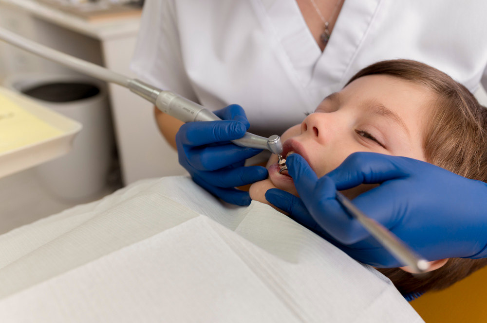 ¿Cómo prevenir las caries en los dientes de leche?